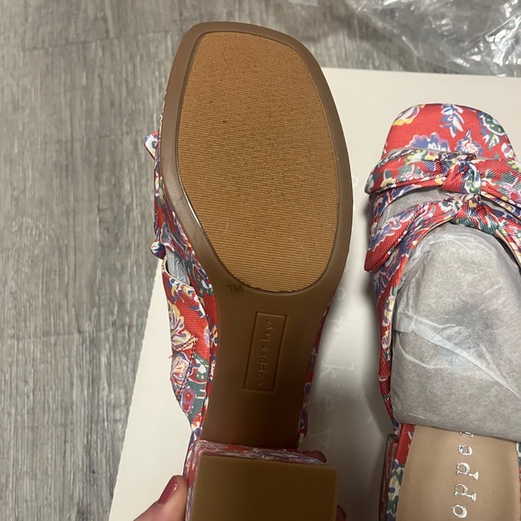 Floral Sandals - Picture 4 of 4